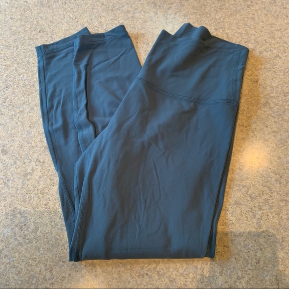 Lululemon Align Leggings - Picture 2 of 5